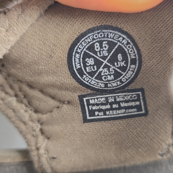 Keen Women Whisper Closed Toe Sport Sandals Hiking Size 8.5 Waterproof - Picture 13 of 15